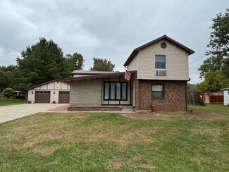 1102 Scott Ave, Greenup, KY 41144