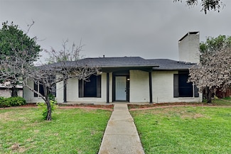 1711 Chesterfield Dr, Carrollton, TX 75007
