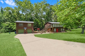 50 White Oak St, Pointblank, TX 77364