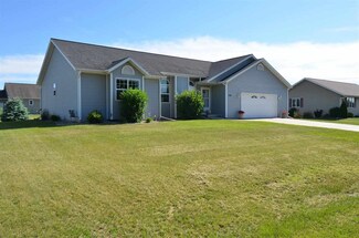 102 Lois Ln, Arena, WI 53503