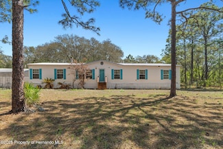 5783 S Georgian Rd, Homosassa, FL 34446