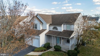 10 Lotus Cir N, Bear, DE 19701