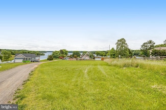 6201 Lake Front Way, Spotsylvania, VA 22551
