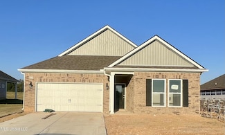 62 Pickwick Place, Byhalia, MS 38611