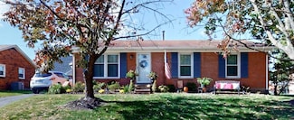 107 Loy St, Versailles, KY 40383