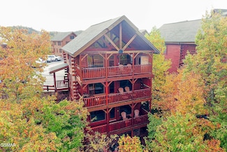 2867 White Oak Ridge Ln, Sevierville, TN 37862