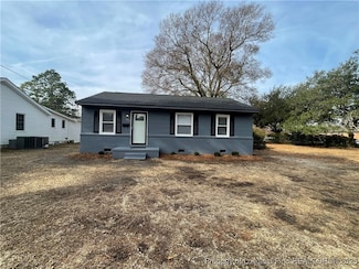 1203 Godwin Ave, Lumberton, NC 28358