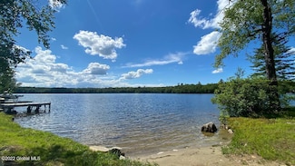 528 Dyken Pond Rd, Petersburg, NY 12138