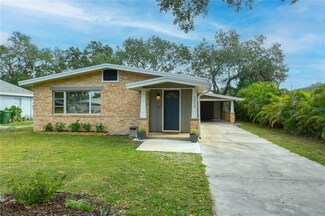 5010 Stevens Dr, Sarasota, FL 34234