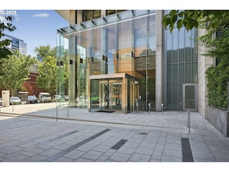 1221 SW 10th Ave Unit 306, Portland, OR 97205