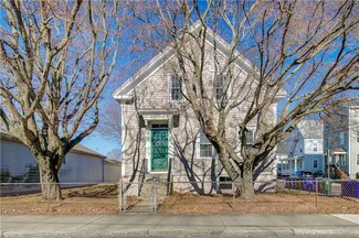 243 State St, Bristol, RI 02809