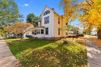 400 E 3rd St, West Liberty, IA 52776