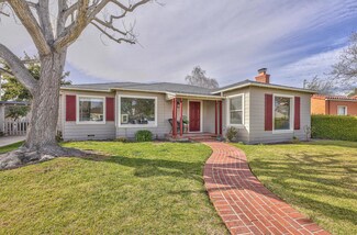 402 Lorimer St, Salinas, CA 93901