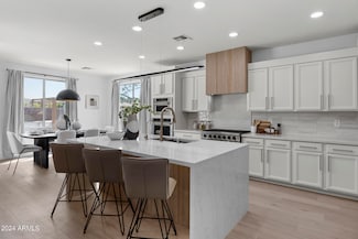 205 W Blue Ridge Way, Chandler, AZ 85248