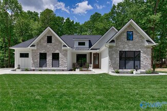 67 Trail Loop Rd, Huntsville, AL 35803