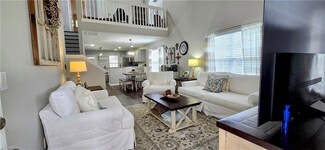 5200 Strasburg Dr, Greensboro, NC 27407