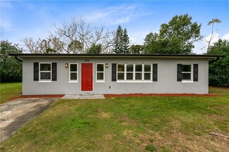 370 E 6th St, Chuluota, FL 32766