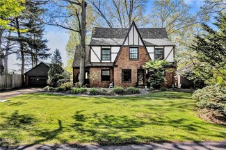 305 7th St, Beaver Falls, PA 15010