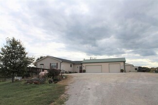 4826 SE 124th St, Runnells, IA 50237