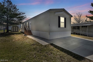 151 Virginia Ave, Elyria, OH 44035
