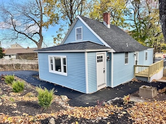 38 Chauncey St, West Haven, CT 06516