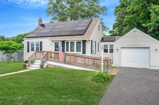 203 Lou Ave, Kings Park, NY 11754