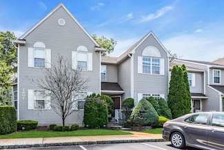 1602 Wagon Wheel Ct, Freehold, NJ 07728