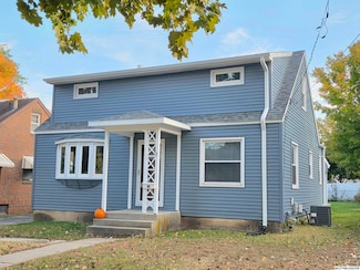 635 10th St NE, Mason City, IA 50401