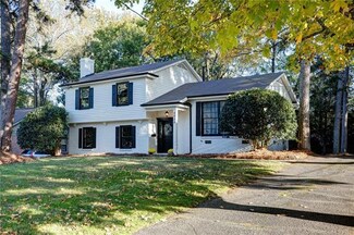 5925 Colchester Place, Charlotte, NC 28210