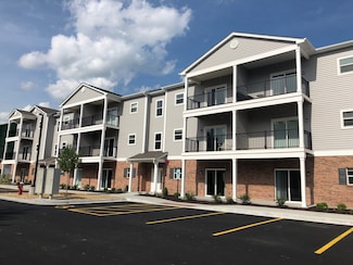 853 E Main St Unit 3E, East Dundee, IL 60118