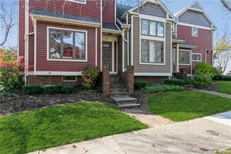 43 Adams St, Rochester, NY 14608