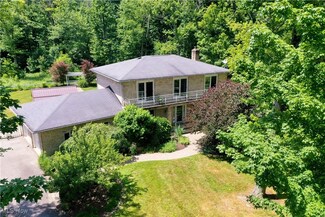 10680 N Woods Cir, Chardon, OH 44024