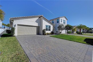 4272 Marina Way, Lighthouse Point, FL 33064