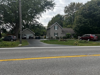 17005 McCutchenville Rd, Pemberville, OH 43450