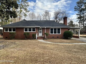 2211 Carey Rd, Kinston, NC 28504