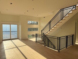 57 Highland Rd Unit 2, Brookline, MA 02445