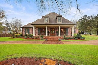 907 Lake Cir NW, Magee, MS 39111