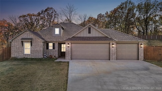21870 Morgan Rd, Claremore, OK 74019