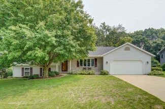 2772 Esquire Dr, Stoughton, WI 53589