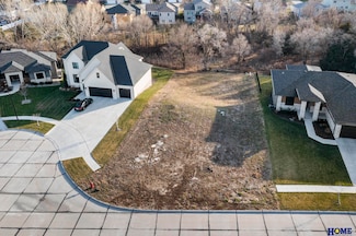 8833 Grey Hawk Ct, Lincoln, NE 68526