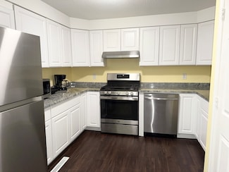 131A Lawrence St Unit 40, Lawrence, MA 01841