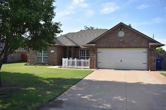 415 Okarche, Enid, OK 73701