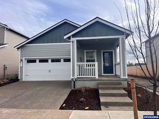 1296 Parkside Ave, Woodburn, OR 97071