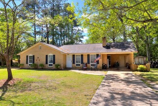 1171 Briar Bend St, Sumter, SC 29154