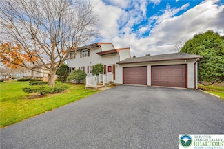 414 10th St, Easton, PA 18042