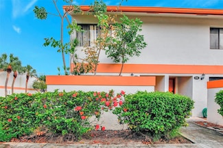 7065 SW 42nd Place, Davie, FL 33314