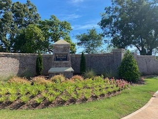 6226 Bridgewood Dr, Buford, GA 30518