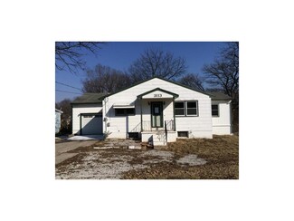 3113 S Harris Ave, Independence, MO 64052