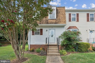 216 Fairfield Dr, Warrenton, VA 20186