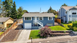 907 S Balsam St, Moses Lake, WA 98837